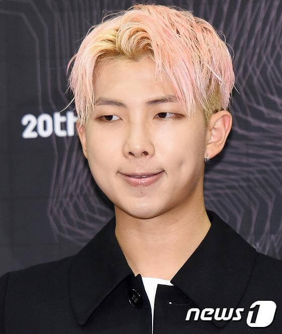 BTSのRMの画像
BTSのラップモンスターの画像