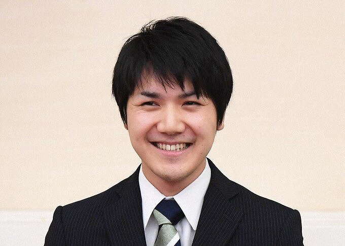 小室圭さんが笑顔の写真画像