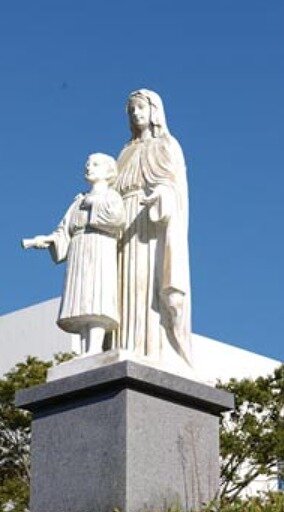 暁星国際学園にあるマリア像の画像
