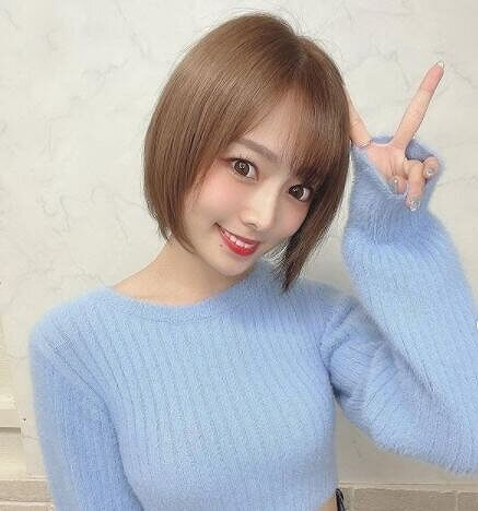桑原茉萌