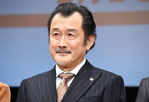 吉田鋼太郎