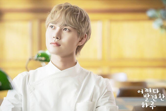 韓国ドラマ『偶然見つけたハル』に登場する謎の料理人・チンミチェの画像
