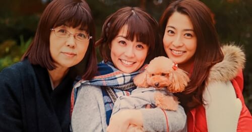 小林麻耶と麻央、母親の3ショット写真画像