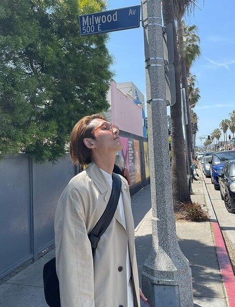 ロサンゼルスを旅行しているチョン・ギョンホの写真画像