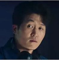 シム・ウソン